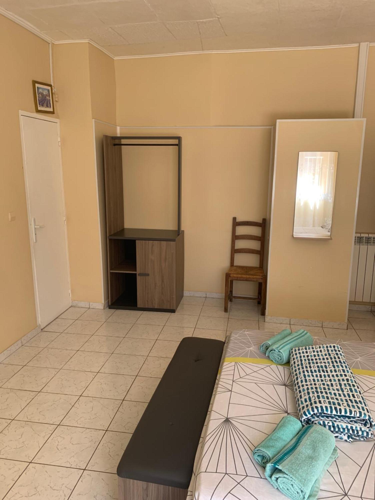 Hotel A Agde La Galiote Bagian luar foto