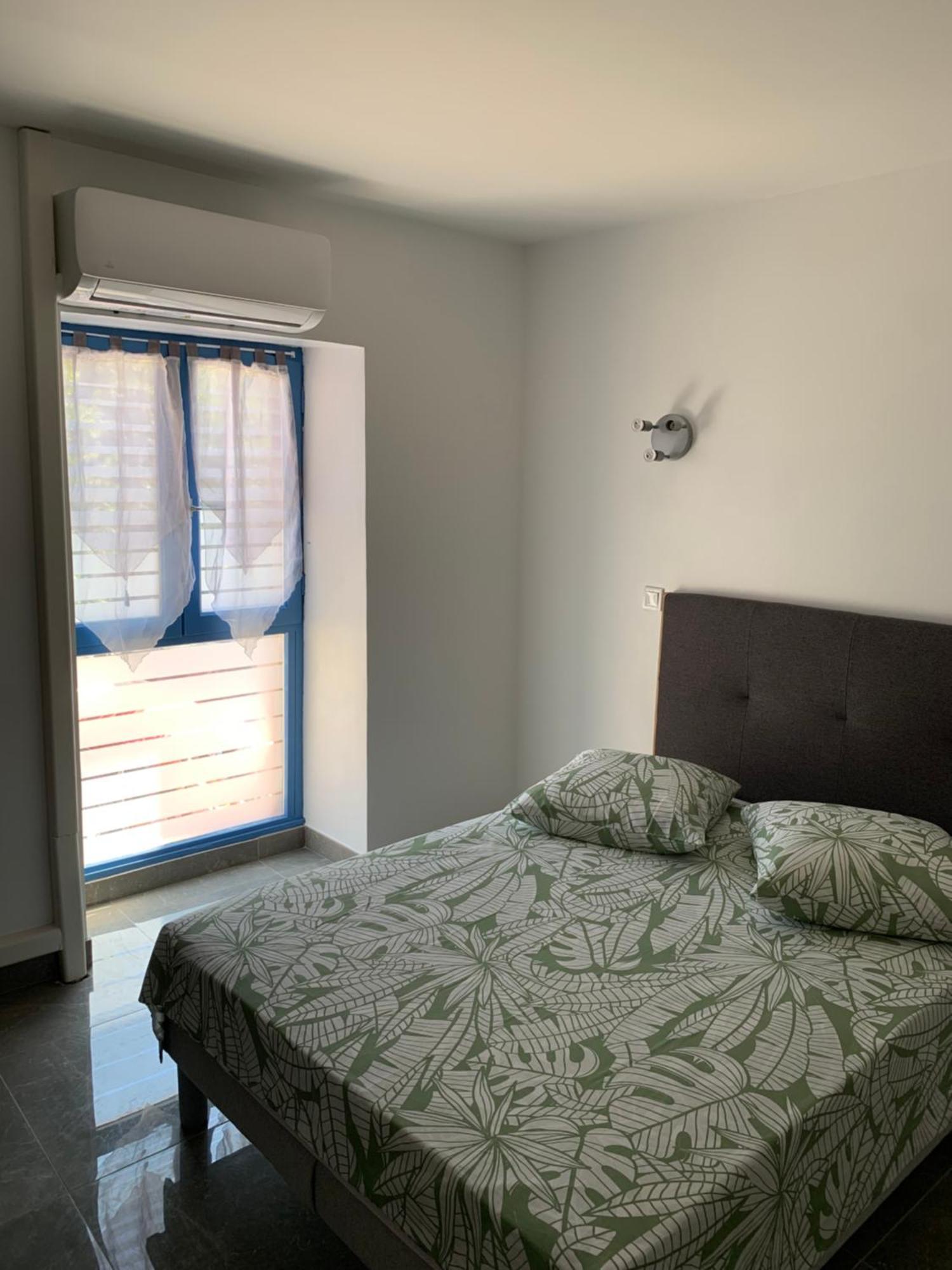 Hotel A Agde La Galiote Bagian luar foto